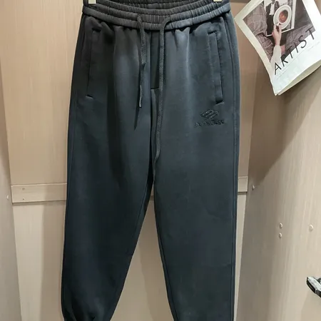 バレンシアガ カジュアルパンツ