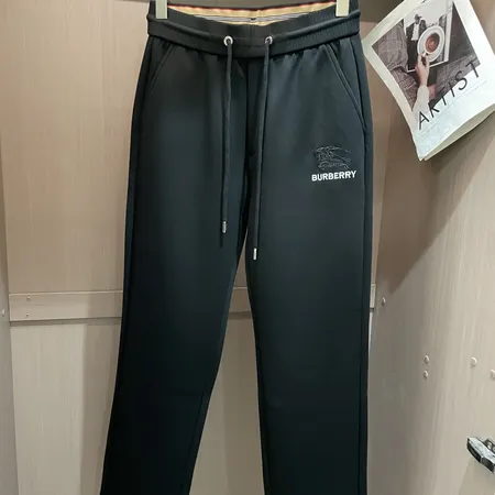 バーバリー ス カジュアルパンツ