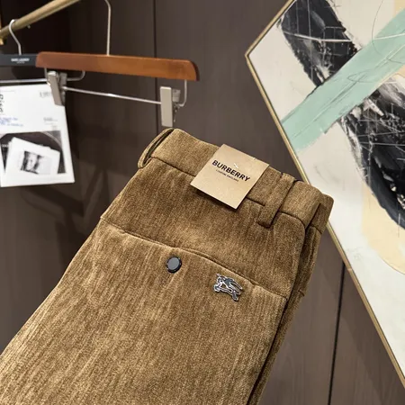 バーバリー ス カジュアルパンツ