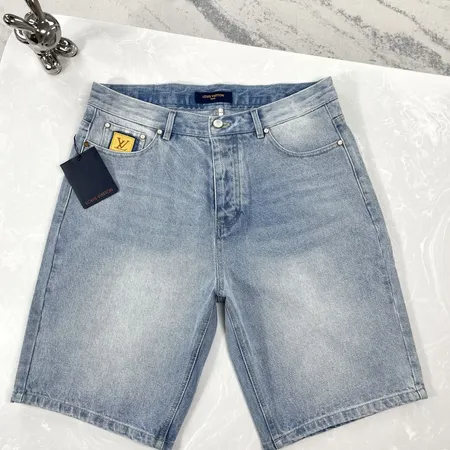 ルイヴィトン ショートパンツ