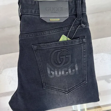 グッチ ジーンズ