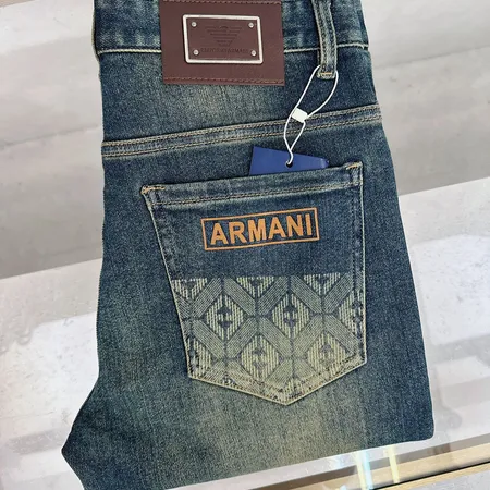 アルマーニ ジーンズ