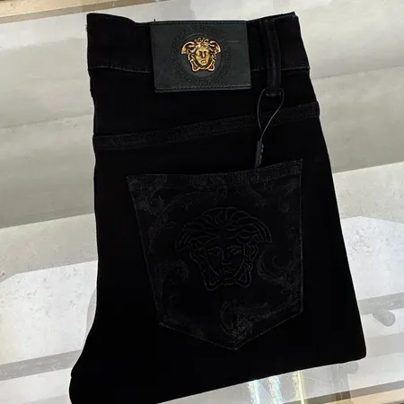 ヴェルサーチ ジーンズ