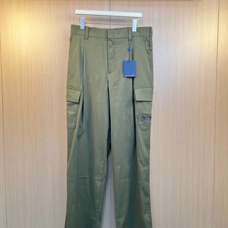 ルイヴィトン カジュアルパンツ