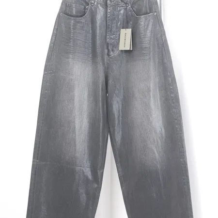 バレンシアガ ジーンズ