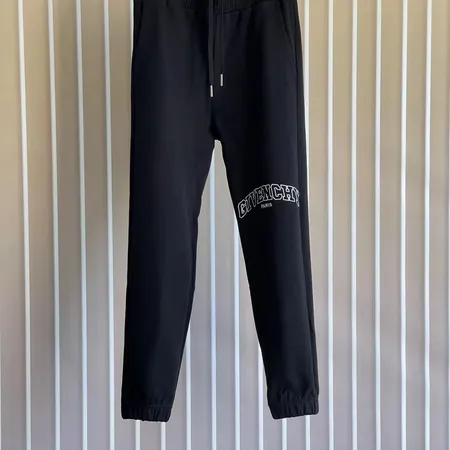 バレンシアガ カジュアルパンツ