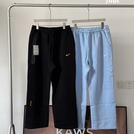 ナイキ カジュアルパンツ