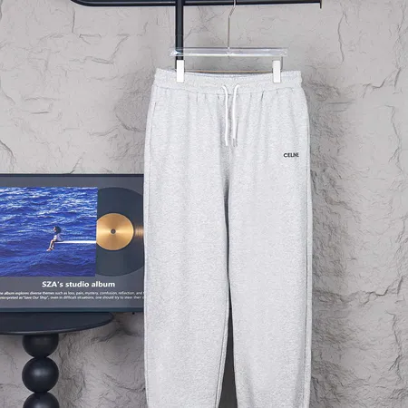 セリーヌ カジュアルパンツ