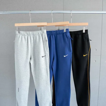 ナイキ カジュアルパンツ