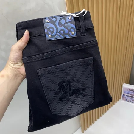 バーバリー ス ジーンズ