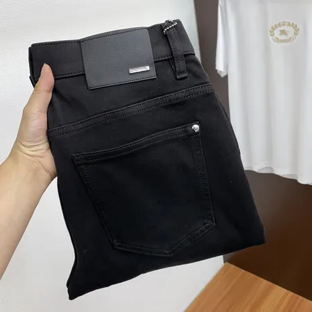 ヴァレンティノ ジーンズ