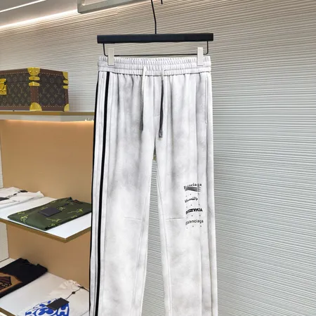 バレンシアガ カジュアルパンツ