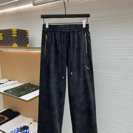ルイヴィトン カジュアルパンツ