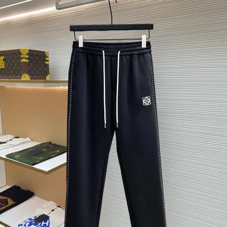 ロエベ カジュアルパンツ