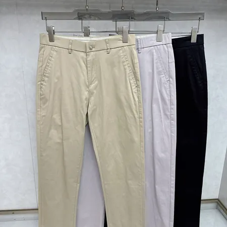 フェンディ カジュアルパンツ