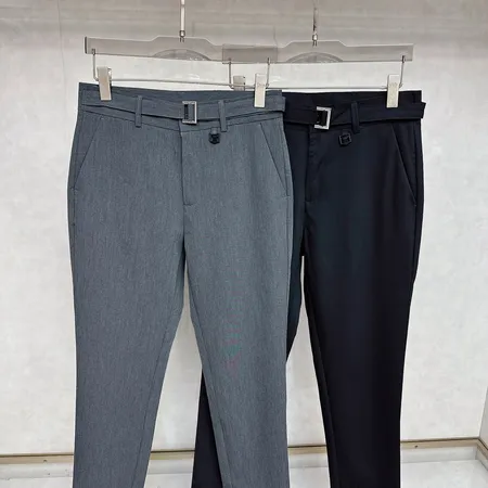 バーバリー ス カジュアルパンツ