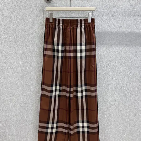 バーバリー ス カジュアルパンツ