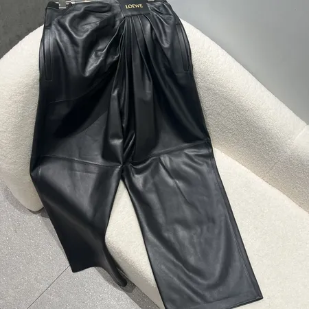 ロエベ カジュアルパンツ