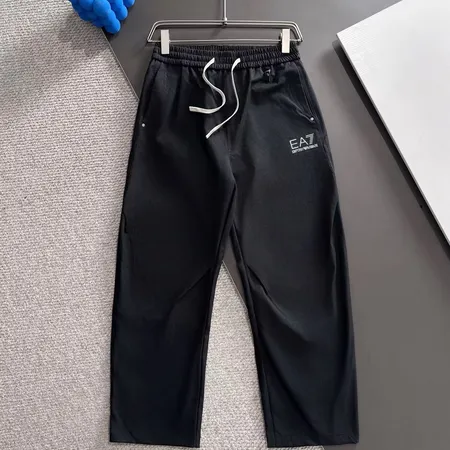 アルマーニ カジュアルパンツ