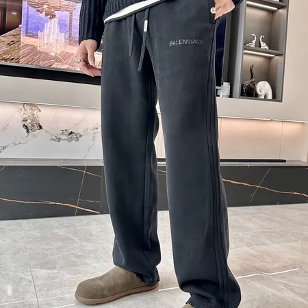 バレンシアガ カジュアルパンツ