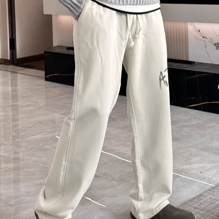 バレンシアガ カジュアルパンツ