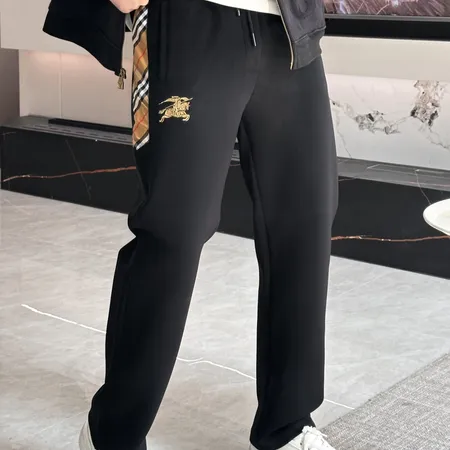 バーバリー ス カジュアルパンツ