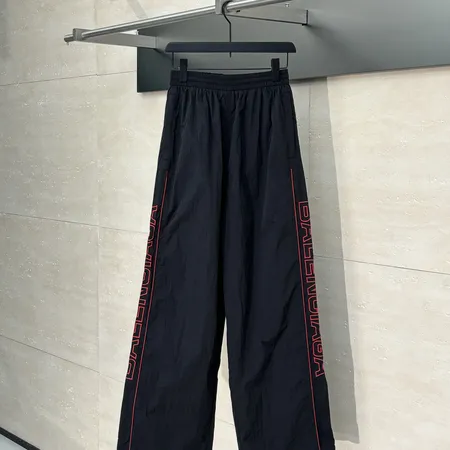 バレンシアガ カジュアルパンツ