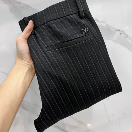 ヴァレンティノ カジュアルパンツ