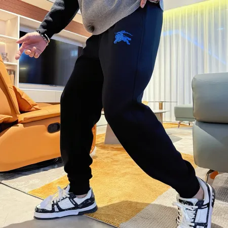 バーバリー ス カジュアルパンツ