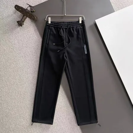 バーバリー ス カジュアルパンツ