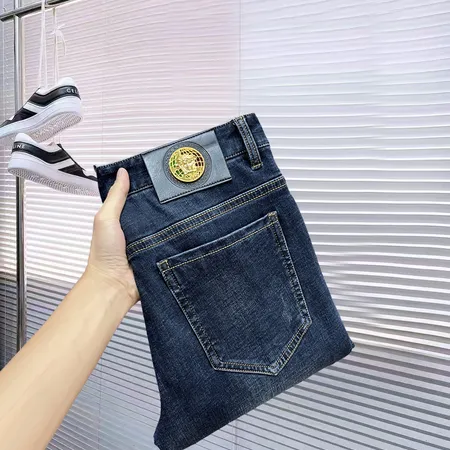 ヴェルサーチ ジーンズ