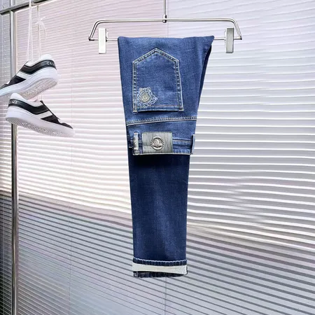 ヴェルサーチ ジーンズ