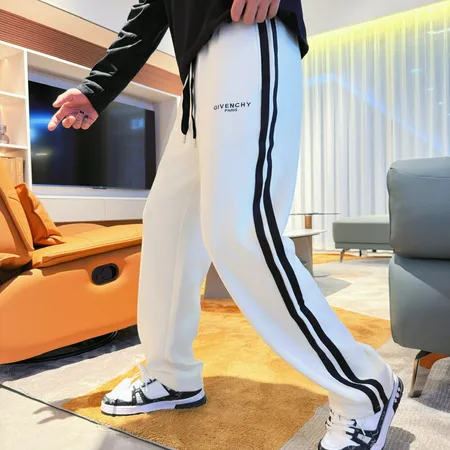 ジバンシィ カジュアルパンツ