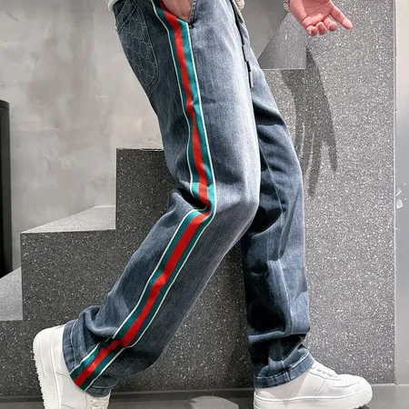 グッチ ジーンズ