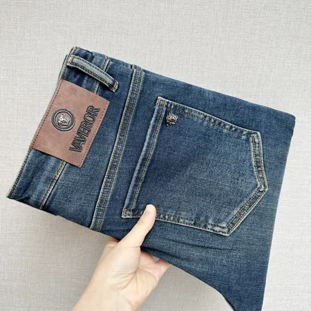 ヴェルサーチ ジーンズ