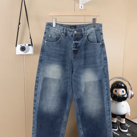 バレンシアガ ジーンズ