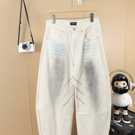 バレンシアガ ジーンズ