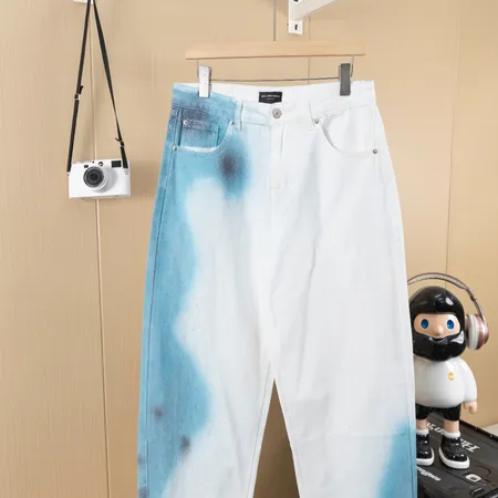 バレンシアガ ジーンズ