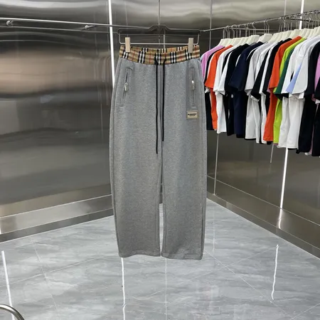 バーバリー ス カジュアルパンツ