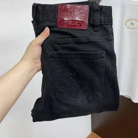 グッチ ジーンズ