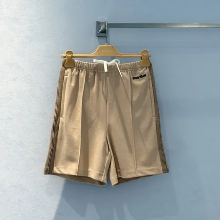 ステューシー ショートパンツ