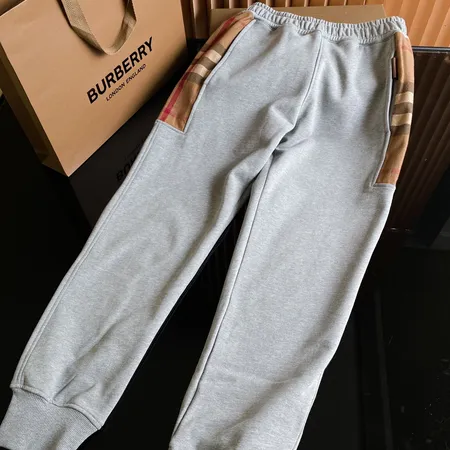 バーバリー ス カジュアルパンツ