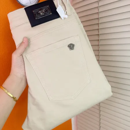 ヴェルサーチ ジーンズ