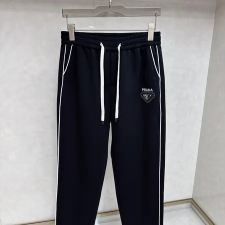 プラダ カジュアルパンツ