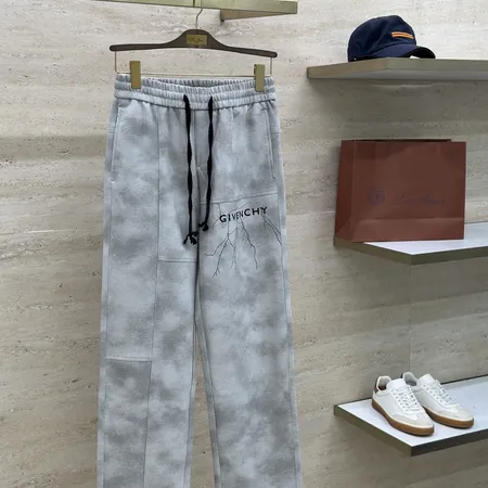 ジバンシィ カジュアルパンツ