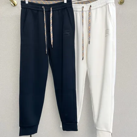 バーバリー ス カジュアルパンツ