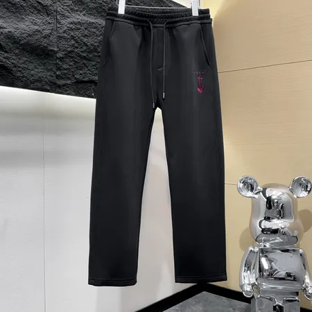 グッチ カジュアルパンツ