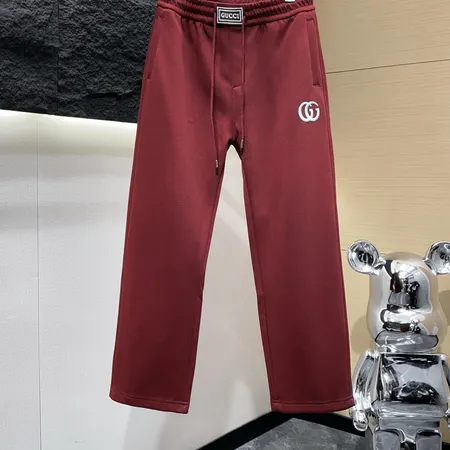 グッチ カジュアルパンツ