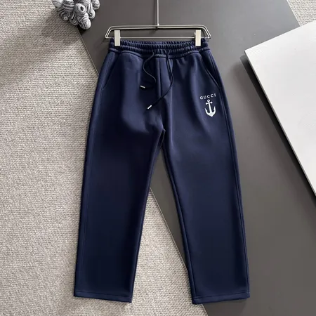 グッチ カジュアルパンツ