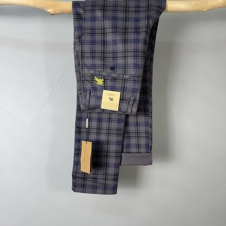 バーバリー ス カジュアルパンツ